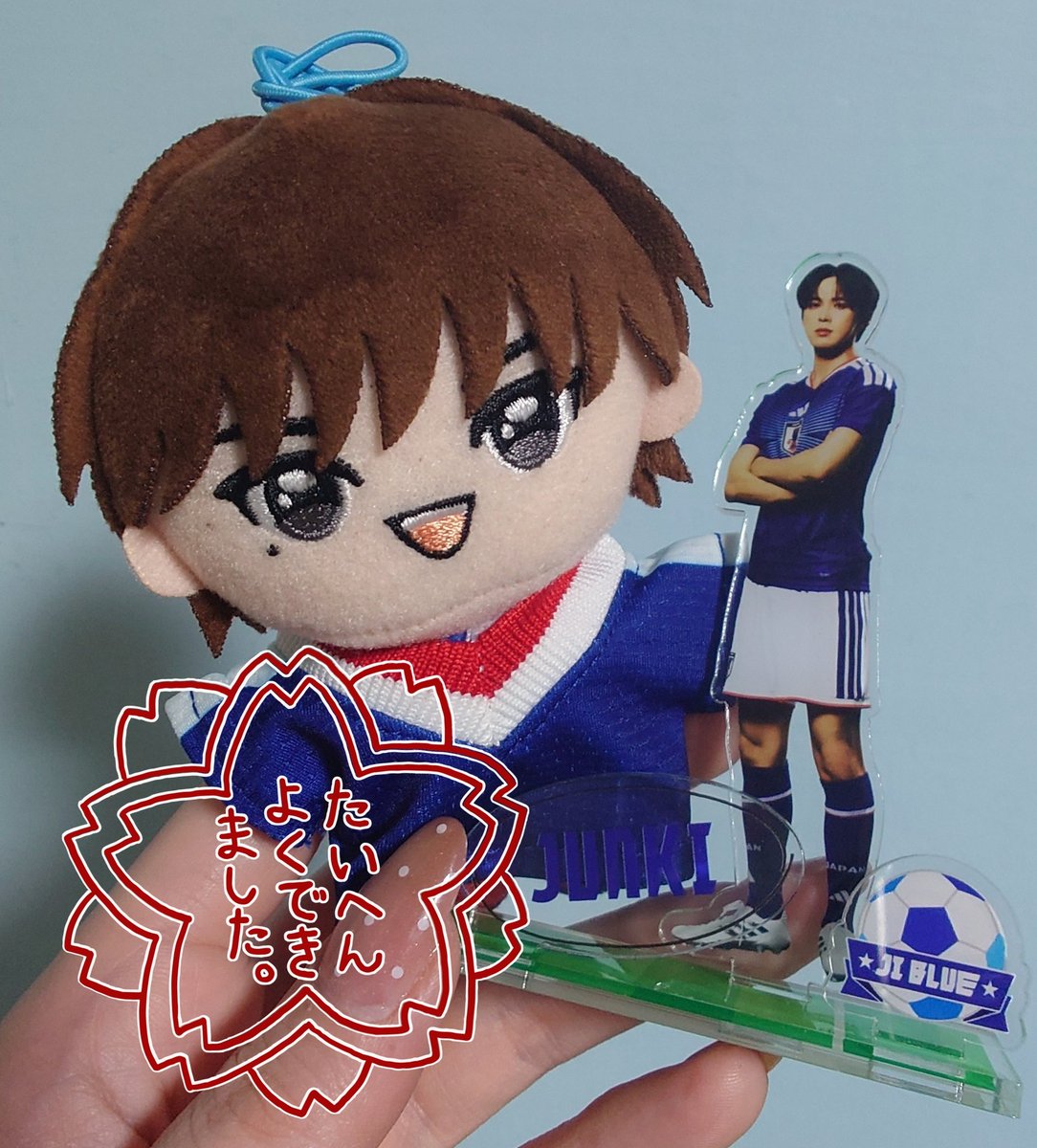 blue_weapon's tweet photo. サッカー少年だった純喜くんが夢の欠片を拾い集めて行くのが凄く嬉しい🥹🩵
オフィシャルアンバサダーとしてのアクスタ、グッズどれも大切な宝物だよ🥹ありがとう！！ https://t.co/nE9MBI7AjC