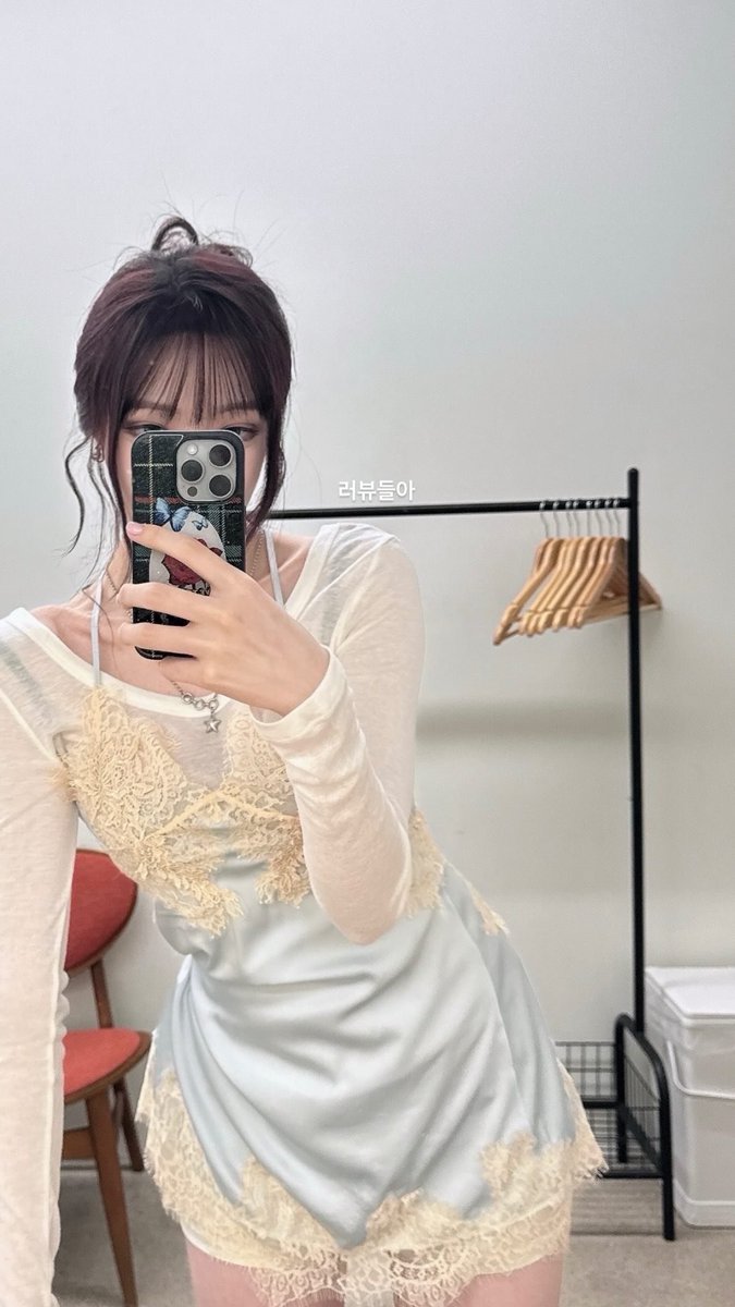 rainbow_4_4's tweet photo. 우리강아지🐶  인스타스토리✨️
🐶🤍💛✨️

#인스타스토리  #러뷰  #YUJU #유주 https://t.co/7Q43XyJdSY