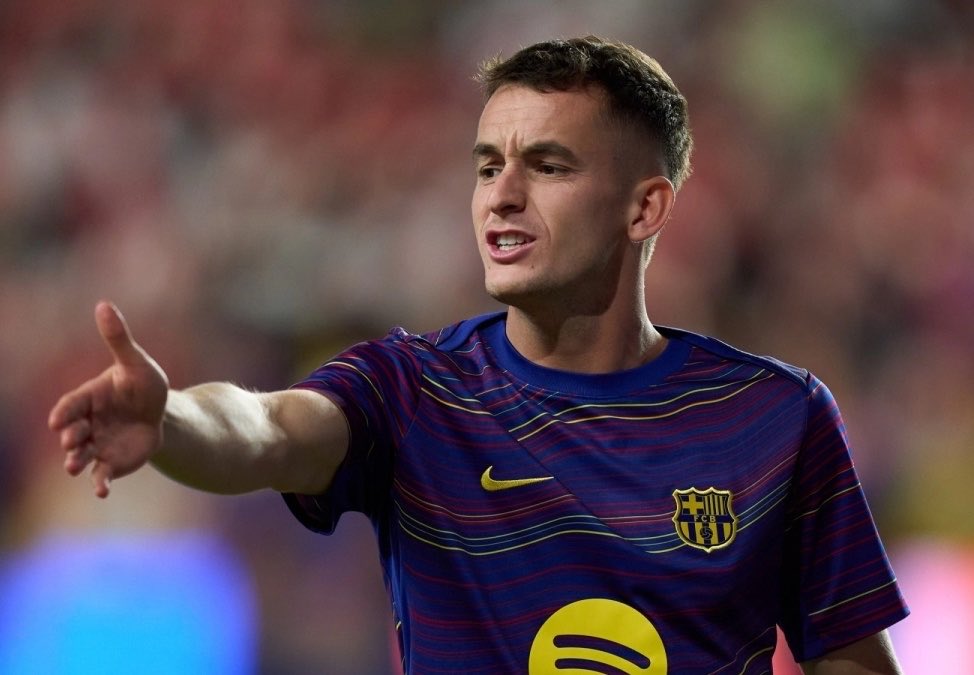 mufcMPB's tweet photo. 🚨 Manchester United are among the Premier League clubs attentive to the situation of Barcelona midfielder Marc Casadó. #MUFC [@martinezferran] https://t.co/bsCYhSCbxM