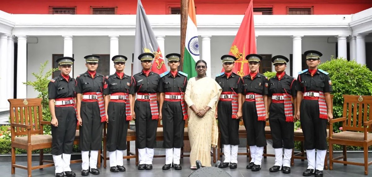 Dnn24Network's tweet photo. A landmark moment for India's armed forces as women officers prepare to pass out from the Indian Military Academy, symbolizing a new era of gender parity, leadership, and opportunity in the military.

Read the full article here: https://t.co/PKGzDrIpKZ

#IndianArmy #IMA #WomenOfficers #WomenInUniform #NariShakti #GenderParity @AwazThevoice @adgpi @rashtrapatibhvn