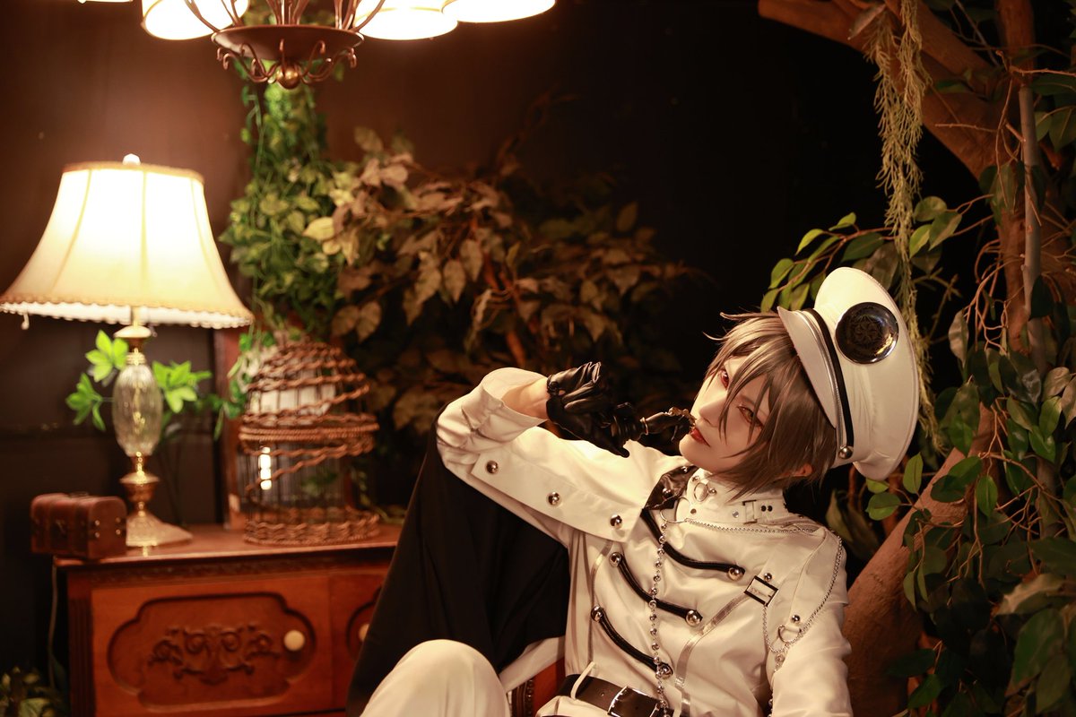 curvivere_N's tweet photo. 【cosplay/mhyk】

　僕のこと知りたいなんて馬鹿みたい

photo:Mochyさん(@osjun)
#mhyk_cos https://t.co/NOvueQ2VfI