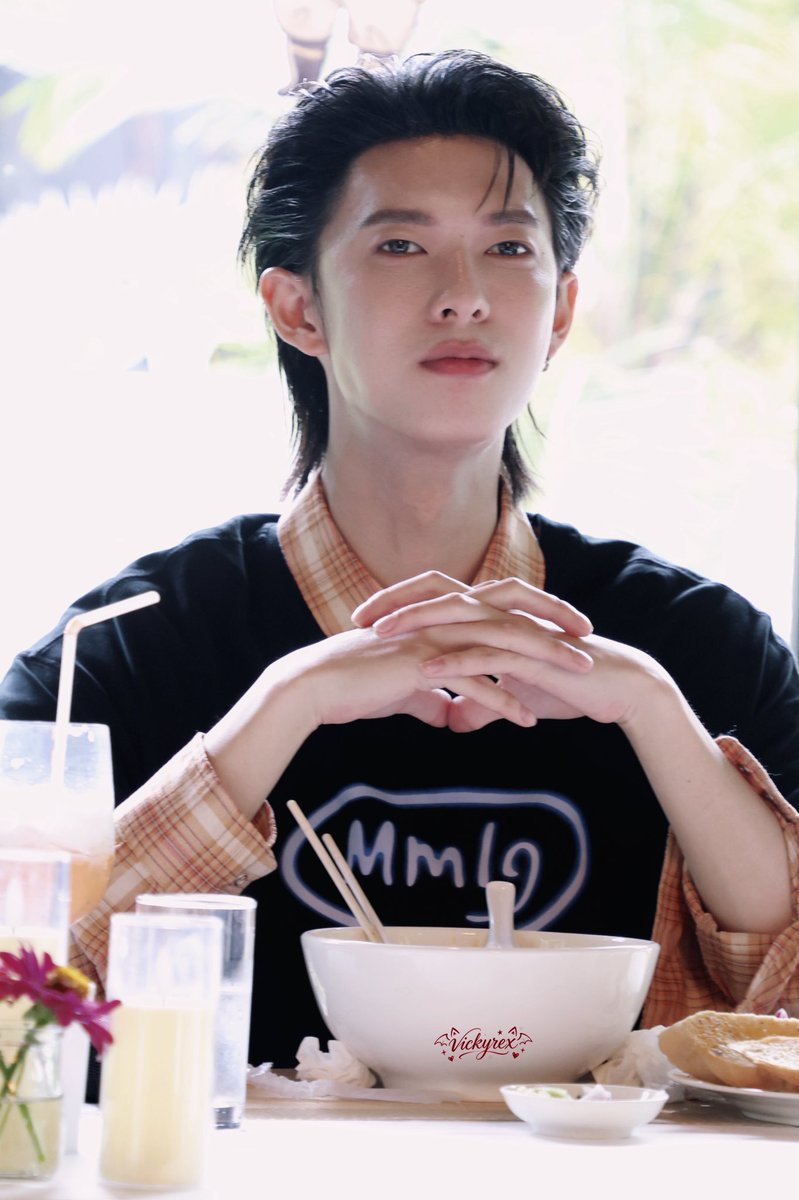 VickyRex1008's tweet photo. 帅哥
SoloWanderer x PoohPavel

#LannaTripwithPoohPavel
#ppoohkt @ppoohkt https://t.co/kfD7VGDUAz