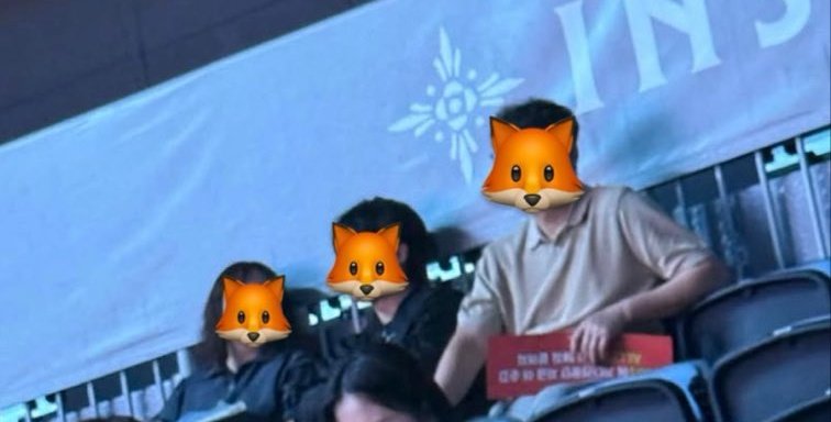 junseoink's tweet photo. junseo's family attended yesterday's fancon, seokhwa attended today, and daehyeon will attend tomorrow, hyunsuk also mentioned wanting to go, oh kim junseo, you're so loved!!! 🥹❤️‍🩹 https://t.co/NUBgHbaGKV