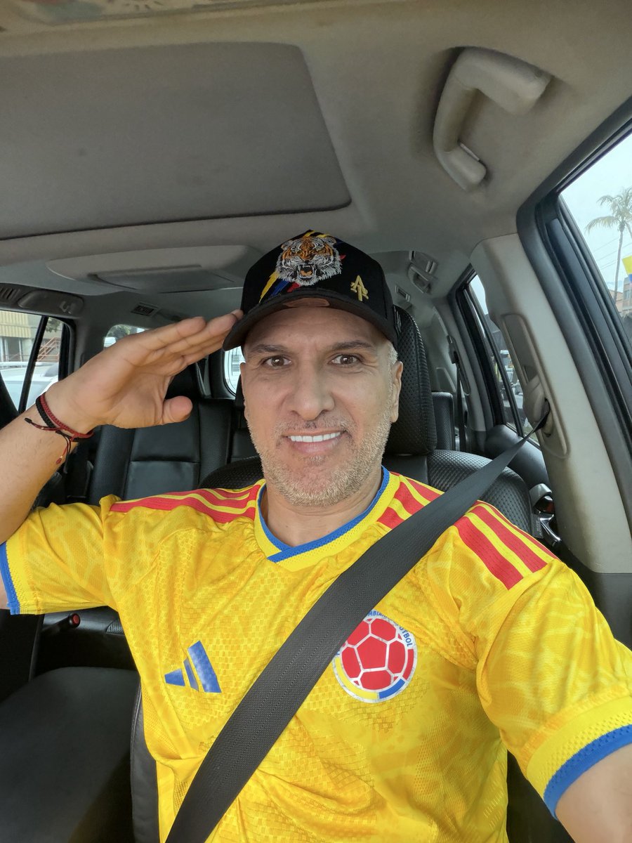 caroca74's tweet photo. Día 13 
#AbelardoSeráPresidente 
#LaPatriaMilagro 
#MePongoLaCamisetaPorElTigre 
#mepongolacamisetayque 
Reto de @Danielbricen 
Firme por la Patria https://t.co/GyJejWyYdh
