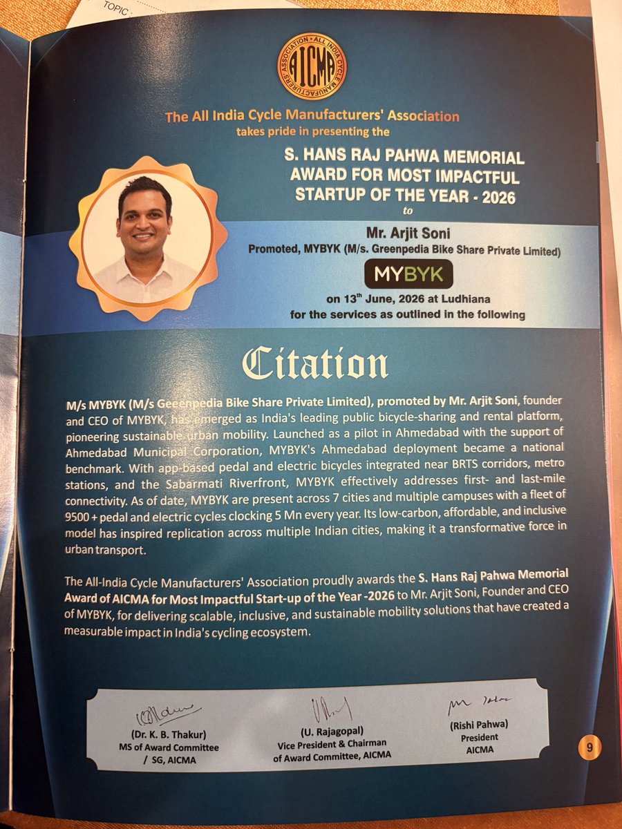 the_cycledad's tweet photo. Honoured to receive THE MOST IMPACTFUL STARTUP OF THE YEAR award for @movewithmybyk by Hon. Governor of Punjab @Gulab_kataria and Cabinet Minster of Industries & Commerce @AroraAmanSunam at the 5th ALL INDIA BICYCLE MANUFACTURERS ASSOCIATION AWARDS!

Thank you #teamMYBYK, my family and @RishiPahwa8 for your support!