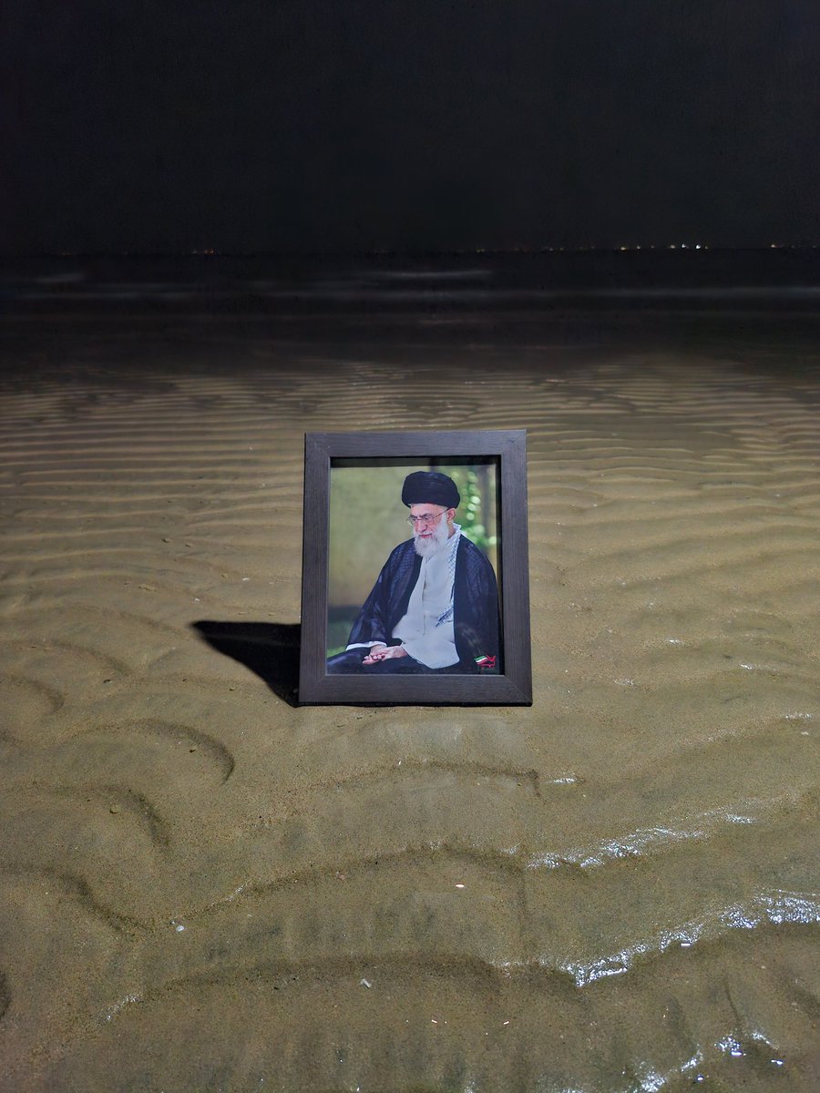 ftmhniajfri's tweet photo. از روز دهم رمضان تا الان همش دعا میکردم روز تشییع نرسه 💔
ولی امروز تاریخش رو تایین کردن ❤️‍🩹
نمیدونم دیگه چجوری خودم رو گول بزنم....
واقعا نبود ایشون رو چجوری باید باور کرد!!!!❤️‍🩹💔 https://t.co/xJAN4b74uS