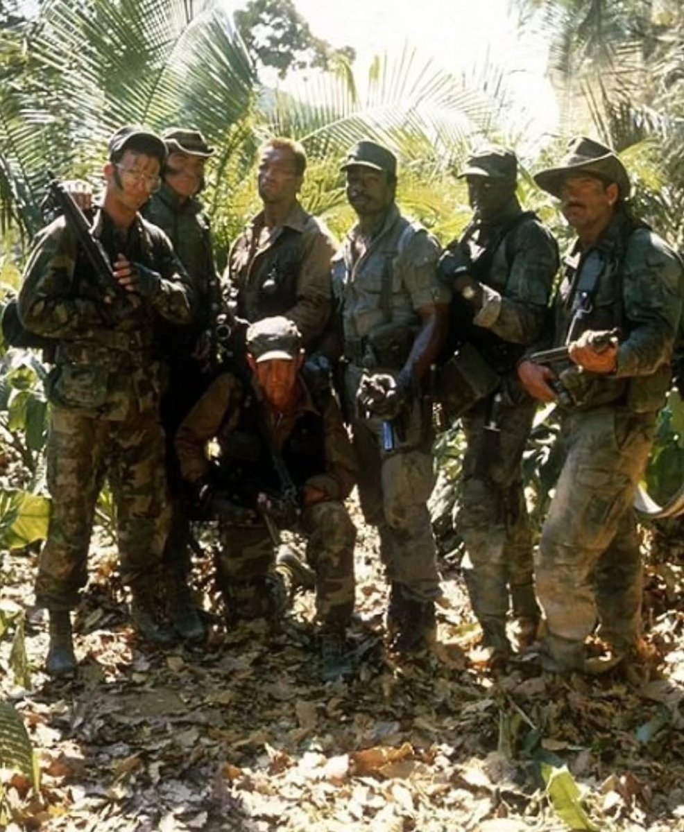 RetroReminiscer's tweet photo. Behind the scenes photos from the filming of PREDATOR (1987). https://t.co/8PW5iboROX