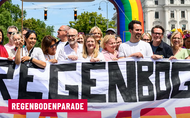 FHMaverick's tweet photo. Was denkt sich einer der vielen im Job erfolgreichen Homosexuellen, wenn er diese Ansammlung von linken Politikerpfeifen ohne jegliche Arbeitserfahrung sieht, die glauben, aus seiner sexuellen Neigung ein Spektakel zur reinen politischen Selbstdarstellung machen zu müssen? Genau! https://t.co/wGniWBHCnY