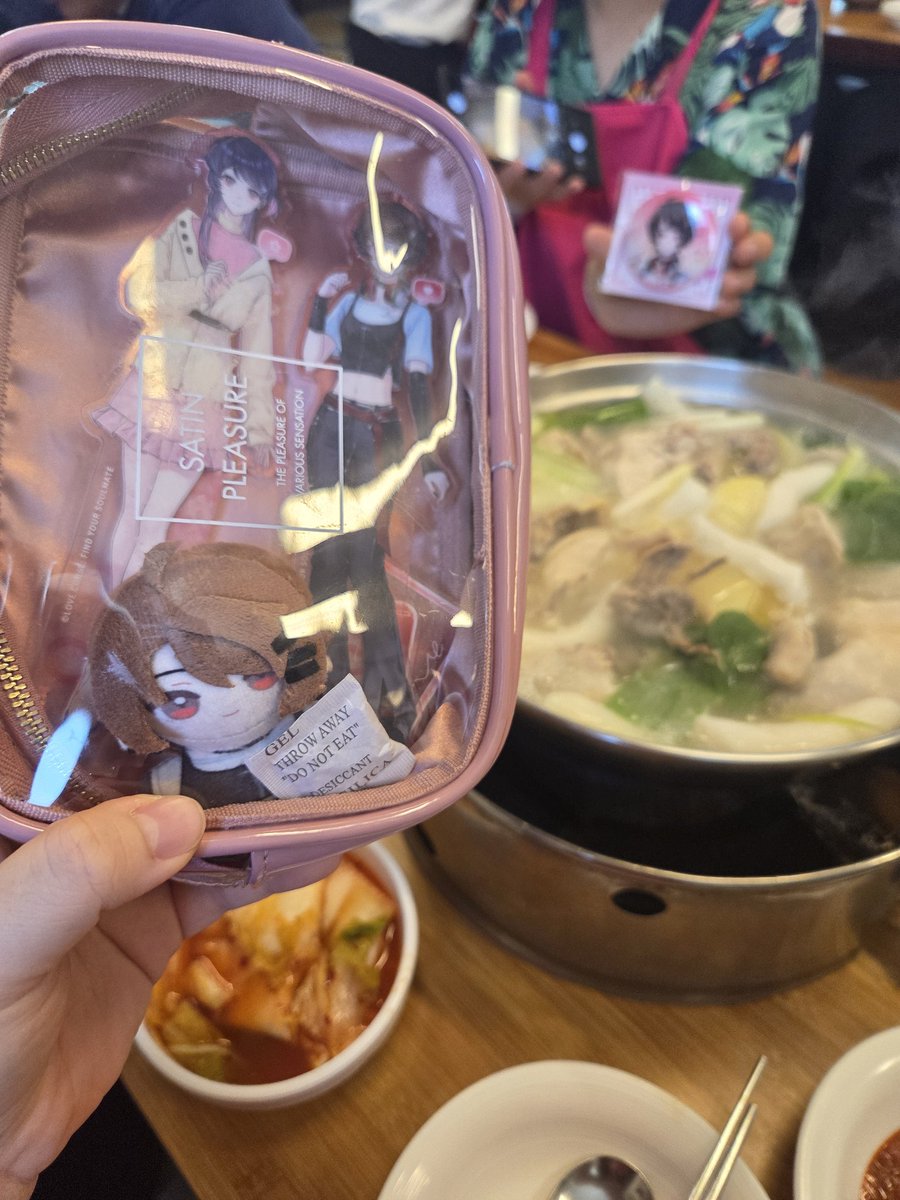 tesachu tweet picture