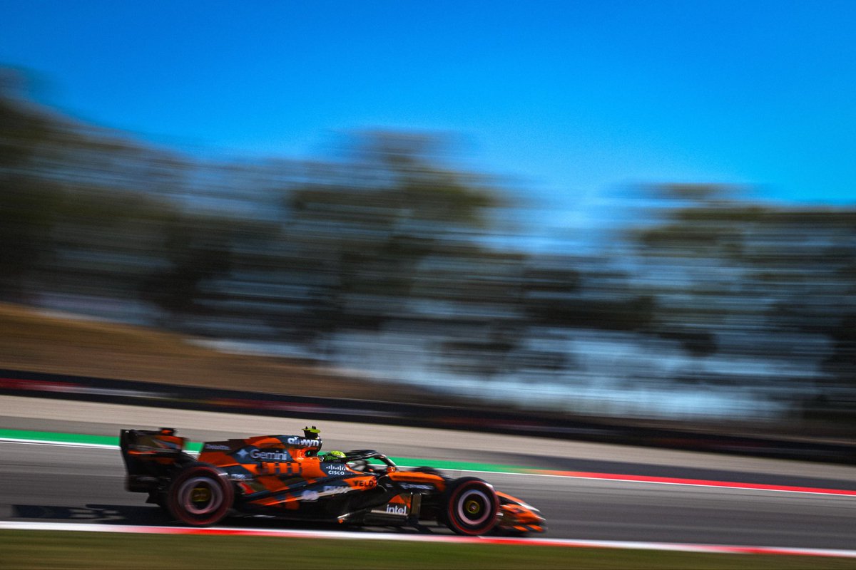 McLarenF1's tweet photo. Time to get some laps in 👊

#McLarenF1 | #BarcelonaGP 💃 https://t.co/qXrMQ56H0e