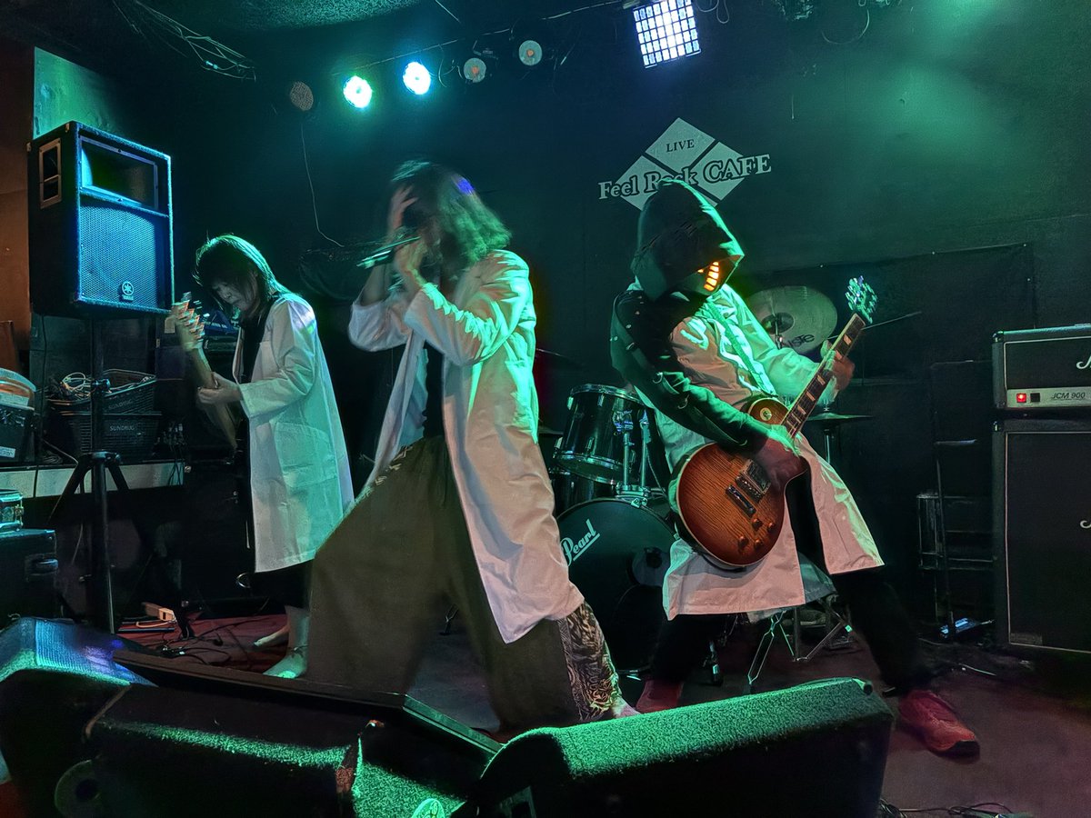 akitos4's tweet photo. 仕事の後の ＃zineb

@湯村　＃FeelRockCafe https://t.co/Cu263sDs4d