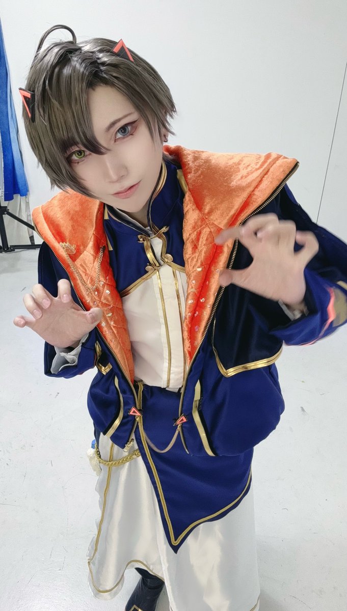 asaki5511's tweet photo. ｺﾝﾁｴday2併せでしたー！
初🎭🕒とても楽しかった！！！
めっちゃ素敵で腹筋粉砕の楽しい時間でした！
nnsちゃん主催ありがとうございました🙏🏻✨
各所に蓄光材を多用してしっかり光っててとても楽しかった🥰🥰
 #真夜中no協奏曲0612_13
2枚目璃人さん@leonhardt317 https://t.co/BU6jq9pUwU