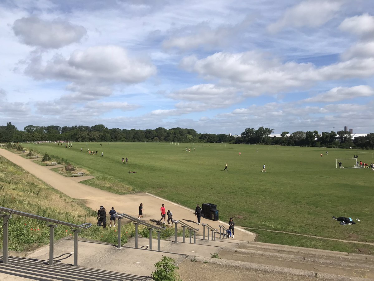 DonChecco's tweet photo. It’s a glorious day for a #Parkrun. 
First time at #HackenyMarshes 🏃‍♂️ 🌳 @hackneyparkrun @parkrun @parkrunUK @Hackney_Marsh https://t.co/9xQMkjMZnp