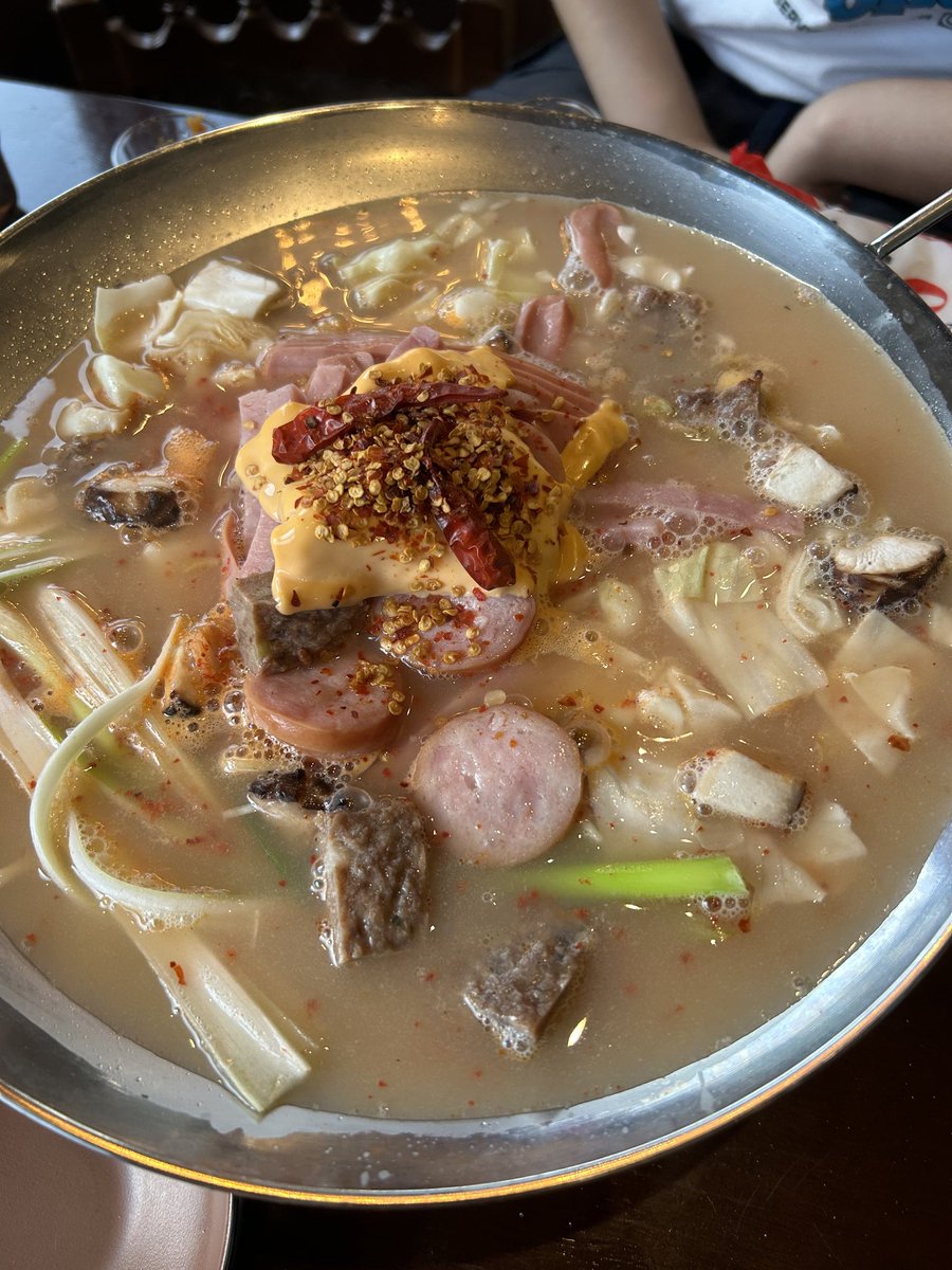모하 tweet media