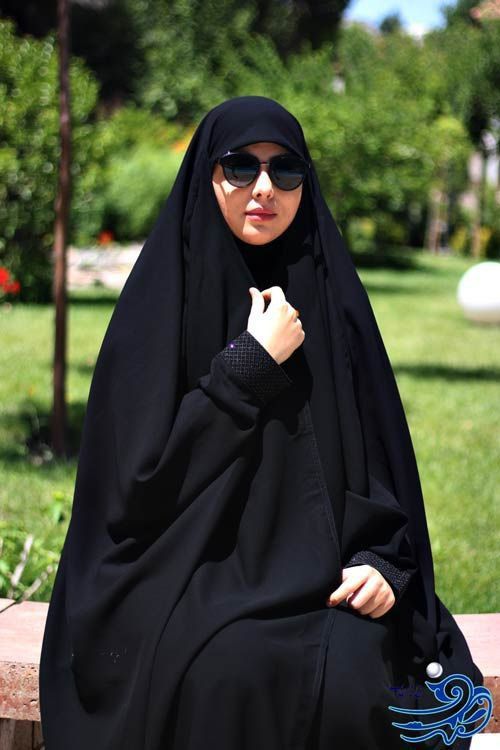 i433r's tweet photo. لكل مرحلة في حياتنا فصلها الخاص، وأجمل فصول العمر هي التي تنتهي دون أن تتشوه. حين تفرض علينا الحياة طرقاً مختلفة، يصبح الابتعاد ليس جفاءً، بل هو قمة العطاء لحماية من نحب من عواقب الالتفات. دمتُم بخير ودامت بيوتكم عامرة بالستر." https://t.co/x81xG3t96G