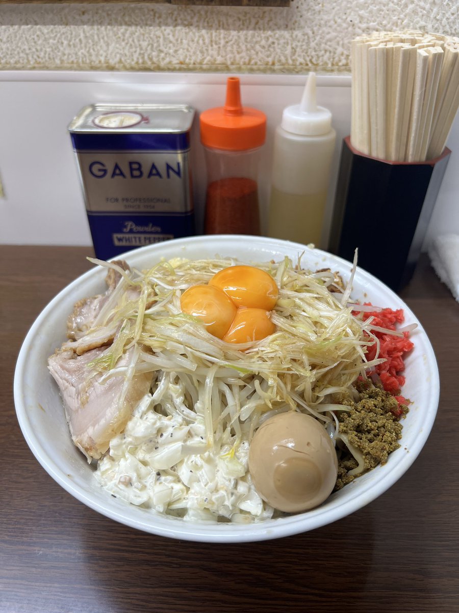 sub467410663150's tweet photo. #64 久訪に😭
関内二郎様へ
大　ﾈｷﾞ ﾀﾙﾀﾙ 味玉　4674
ﾊﾟﾁﾘからのﾁｭﾙﾘﾗ全開いただきます
とても美味しい
スタッフ皆様ご馳走様でした🙇 https://t.co/W1zel7qPQ6