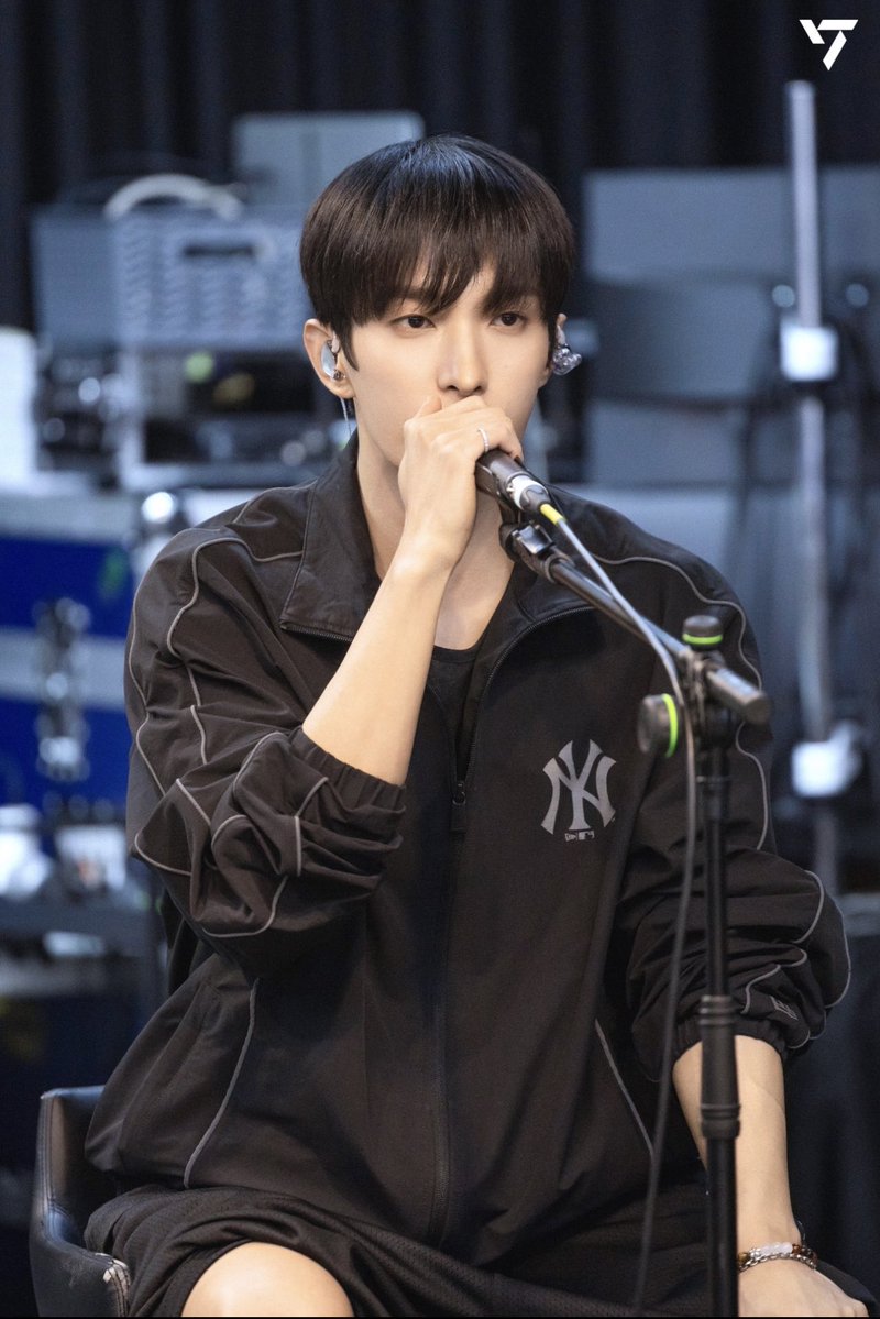 ems | dino solo & V8 tweet media