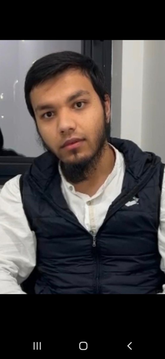 pusulam0001's tweet photo. 🧭 Çifte Vatandaş Siyonistlere Dokunulmazlık
Muhacirlere Zulüm

📍12 Haziran 2026 Cuma günü, Türkiye'de yasal ikamet izniyle yaşayan ve çalışarak ailesinin geçimini sağlayan Ruziev Yusuf, çalıştığı iş yerinden alınarak Arnavutköy GGM'ye götürüldü.

Yusuf'un 60 yaşını aşmış yaşlı annesi ve kız kardeşleri onun desteğine muhtaçtır. Ailesinin temel geçim kaynağı kendisidir.

Yakınları, sınır dışı edilmesi halinde kendi ülkesinde hapis, baskı veya ciddi mağduriyetlerle karşılaşabileceğinden endişe duymaktadır.

Yetkili makamları, Ruziev Yusuf'un durumunu adalet, hukuk ve insan hakları çerçevesinde değerlendirmeye davet ediyoruz.

Sessiz kalmayın. Bir insanın hayatı ve bir ailenin geleceği söz konusu.

#RuzievYusuf