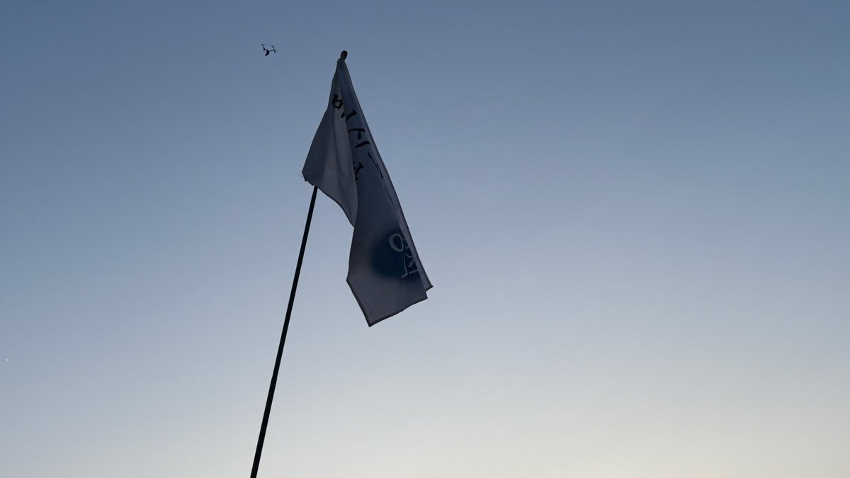 nyanigorae's tweet photo. 트친들: 와베이시스트구함깃발이다 후다닥ㅋㅋ
ㅎㄱㅅㅇ: 이색히들또왔누 https://t.co/LZio80eSFV