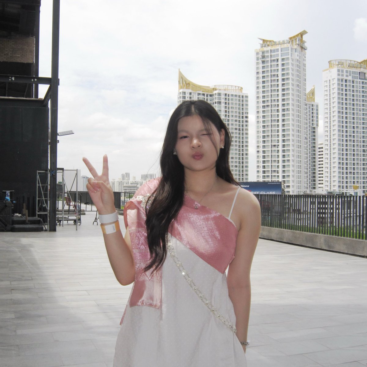 iloveyouxmt's tweet photo. หนูรักแก๊งภพเธอㅠㅠเก่งกันสุดๆผ่านอุปสรรคในการถ่ายทำมาเยอะมากๆแต่ก็ยังสู้กันจนจบขอบคุณอีกครั้งที่ทำเพื่อแฟนๆ ♥️
สถานะคนที่ดูผ่านsoical ตั้งep 5-6 รู้สึกผูกพันกันซีรี่ย์รักตัวละครในเรื่องทุกคน 

Till we meet again ภพเธอ 🪷

 #ภพเธอนิรันดร์ 
#ภพเธอTheSeries
#LoveUponATimeSeries https://t.co/BwzwnNqFWR