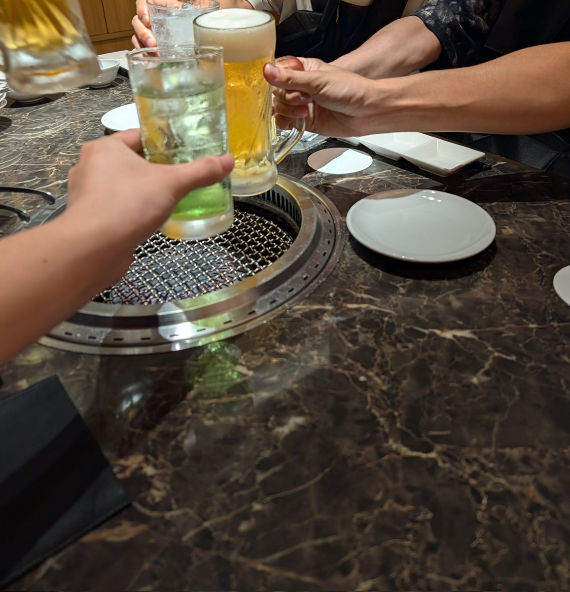 monnmon0910's tweet photo. 大阪2日目昼フグ料理夜焼肉飲み、良い一日でした https://t.co/SfSUr9GCQ9