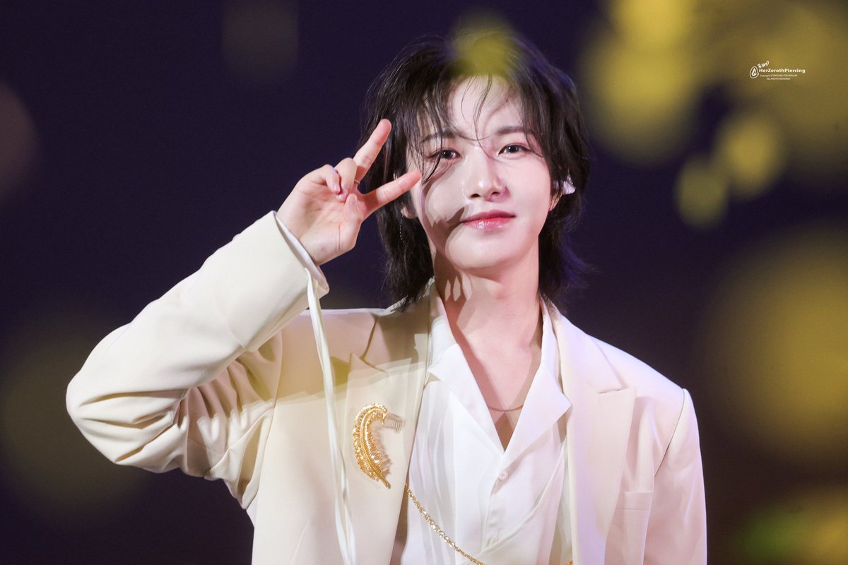 RJ_yellow323's tweet photo. 🦊✌️👋☝️ https://t.co/BsAhJ0sUjH