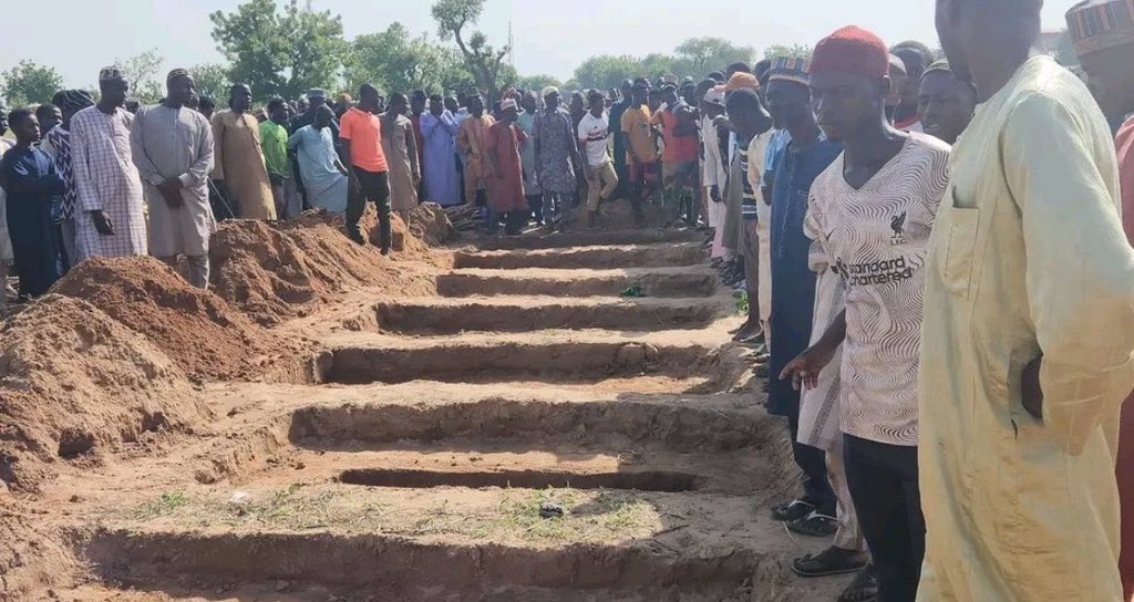 Aysho_'s tweet photo. At least 17 people were killed yesterday when bandits attacked Goran Namaye community in Maradun LGA, Zamfara State. Several others were injured, and many residents were abducted.

Meanwhile, Arewa Twitter is busy discussing Saleem Goje, Hadiza Gabon, and Hafsat Kamal.

Our priorities are completely misplaced. 💔