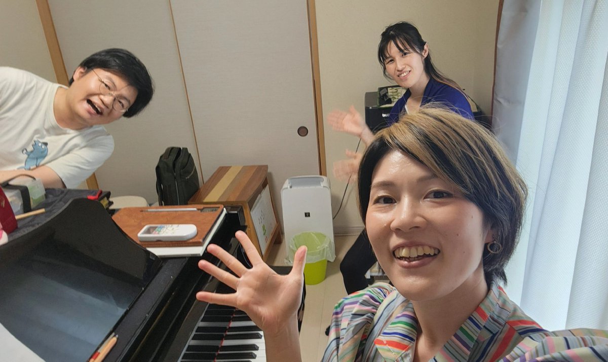 y_nagano_pf's tweet photo. 手作りバーガーとケーキと
トルネコの不思議なダンジョンと
音楽家トークの日
@tarossimo @Hironinmyworld https://t.co/97EmRXDKTZ