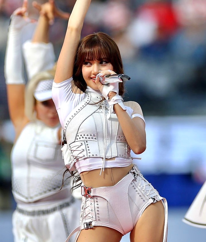 TheePopCore's tweet photo. BLACKPINK’s JENNIE and LISA made HERSTORY this week following their iconic, major performances:

— JENNIE became the FIRST K-pop Soloist & Female K-pop Act to headline Gov Ball, while LISA became the FIRST Female K-pop Idol & Thai person to perform at the 2026 FIFA World Cup Opening Ceremony.