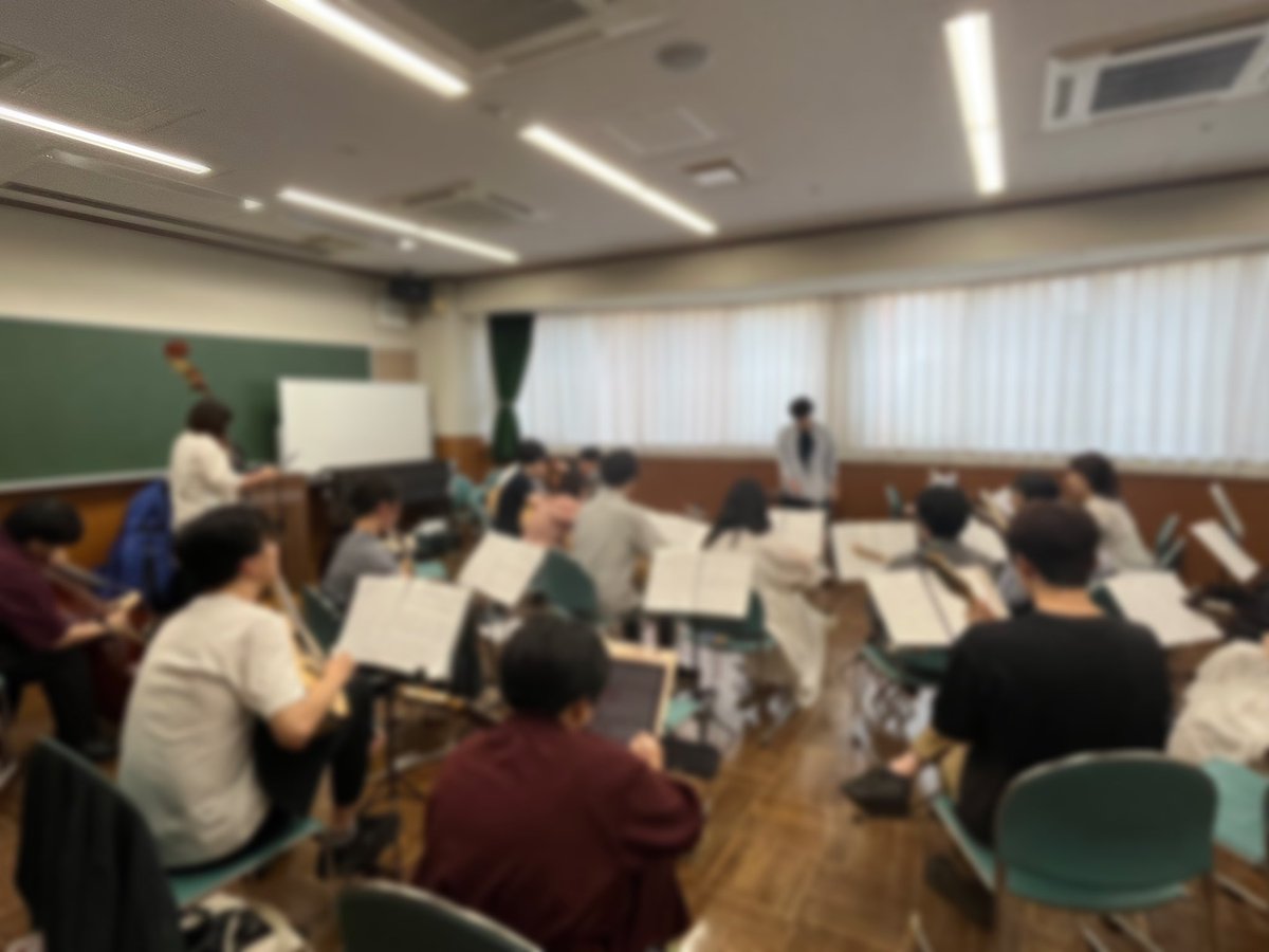 TumugiMO's tweet photo. 第5回定期演奏会の練習も、今日で5回目！
練習日は雨模様なことが多い紬ですが、今日は夏さながらの快晴です☀️

定期演奏会は、11月7日(土) 国立オリンピック記念青少年総合センター 大ホール にて行います🌼
皆様のご来場を心よりお待ちしております！ https://t.co/YT0V1UBF5w