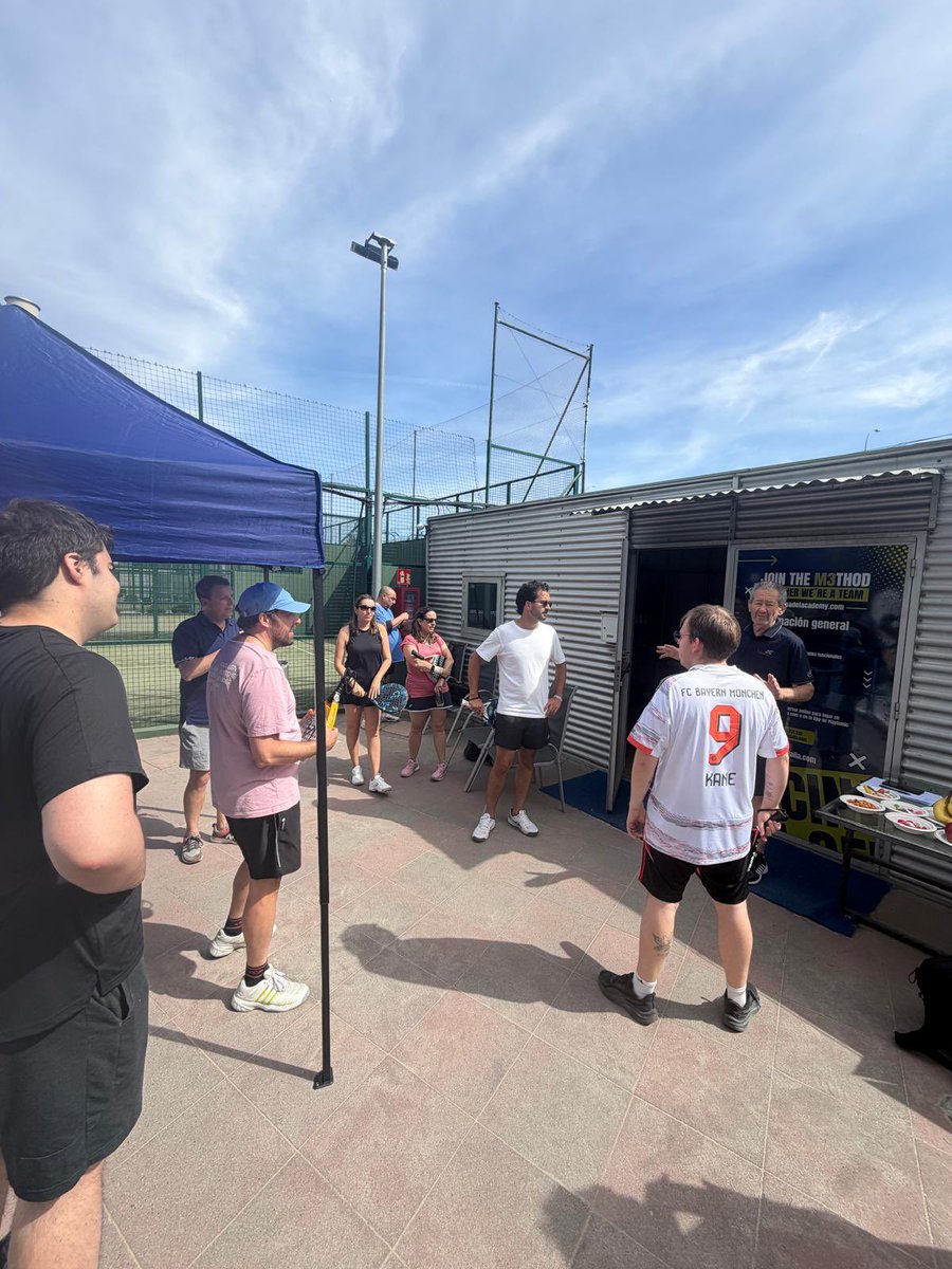 PPHortaleza's tweet photo. 🎾 Celebramos con gran éxito nuestro I Torneo de Pádel

Queremos dar la ENHORABUENA a los ganadores y destacar los valores de esfuerzo, competitividad y equipo que caracterizan al Partido Popular.

¡Estamos listos! https://t.co/zKfG1PxM0Z