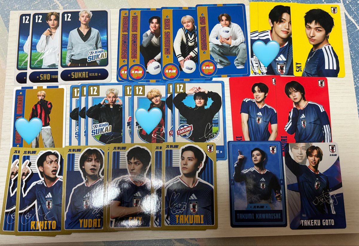 dxullhj's tweet photo. @mayarinrin2000 検索より失礼します。
こちらの髙塚いづれか2枚と先方の所持されている西2枚の交換は可能でしょうか。
ご検討よろしくお願いいたします。 https://t.co/MR265Eix74