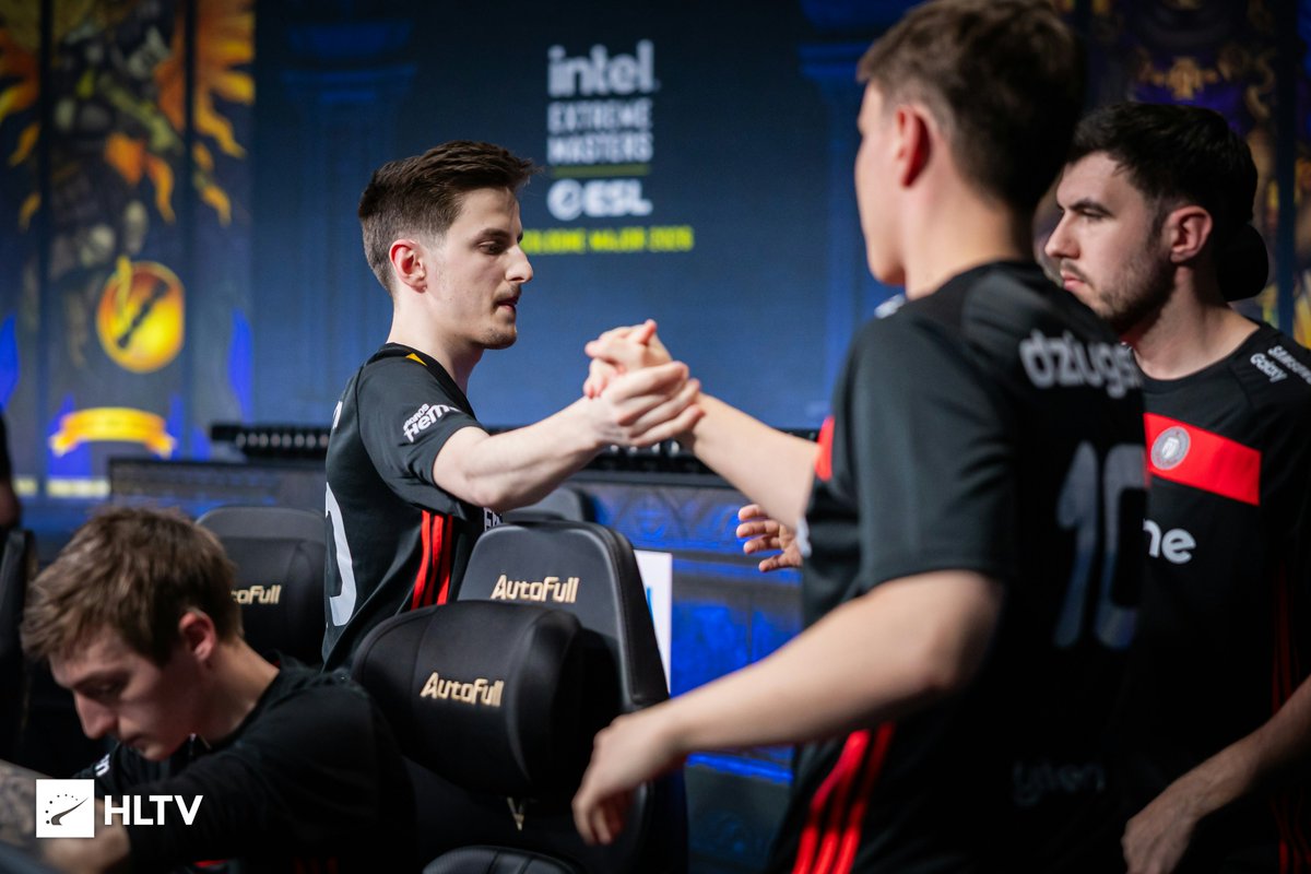 Smurfist tweet media