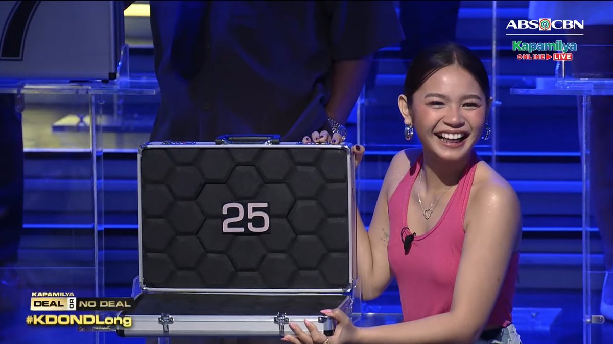 DRPSPHCA's tweet photo. #PBBGen11 #KDODNLong: Ang pinili ni Long Mejia - Briefcase No. 2 ni #KoletteMadelo na naglalaman ng PHP 25.00!

PHCA-2026H1-8401 https://t.co/MaTdwBSeYJ
