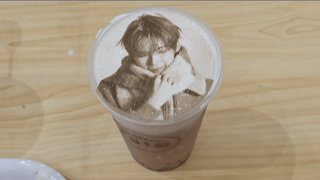 whiskerbeans's tweet photo. hbd mbtc @sunghanbin_twt 🥳🩵

LUCKY CLOVER SUNG HANBIN

#HAPPYSUNGHANBINDAY
#햄냥이케이크_제로즈가_훔쳐감
#輝き続ける一番星ソンハンビン https://t.co/9jdlEiSaXE