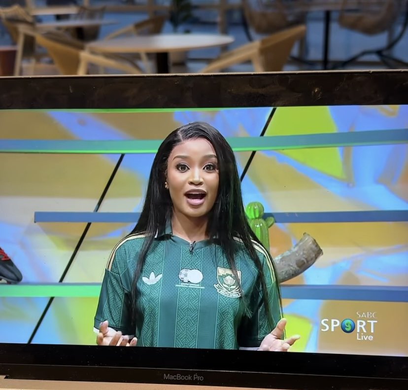 Melo_Malebo's tweet photo. The FIFA broadcast on @SABC3 feels even better when you see young South Africans getting their chance to shine on national TV.💚🔥 https://t.co/bSlnI4RZn7
