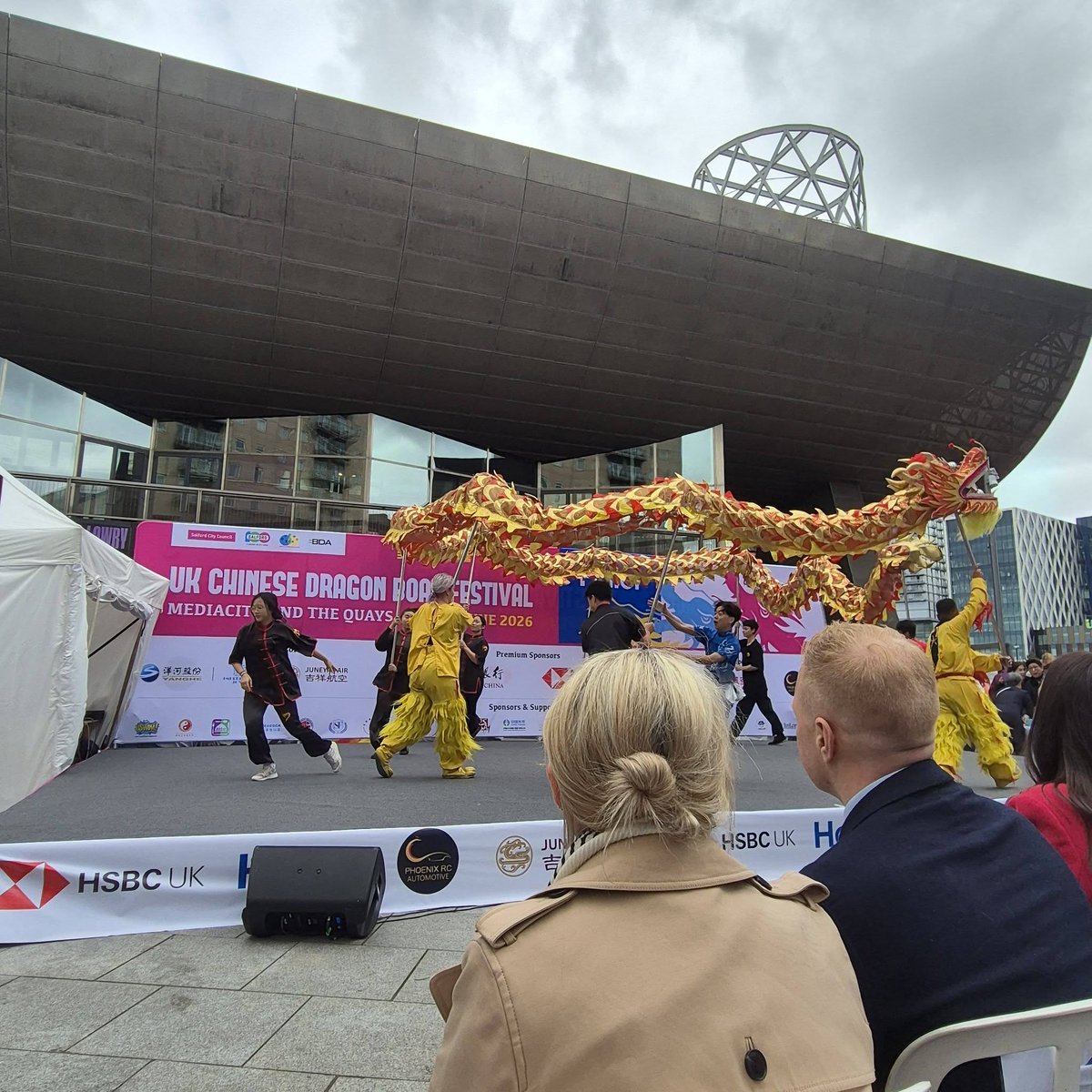 RLong_Bailey's tweet photo. Dragon boating is built on teamwork and trust. As the saying goes, the boat moves fastest when everyone paddles as one. It is a fitting reminder of what we can achieve when we work together towards a common goal. (3/4) https://t.co/r6SYkILebz