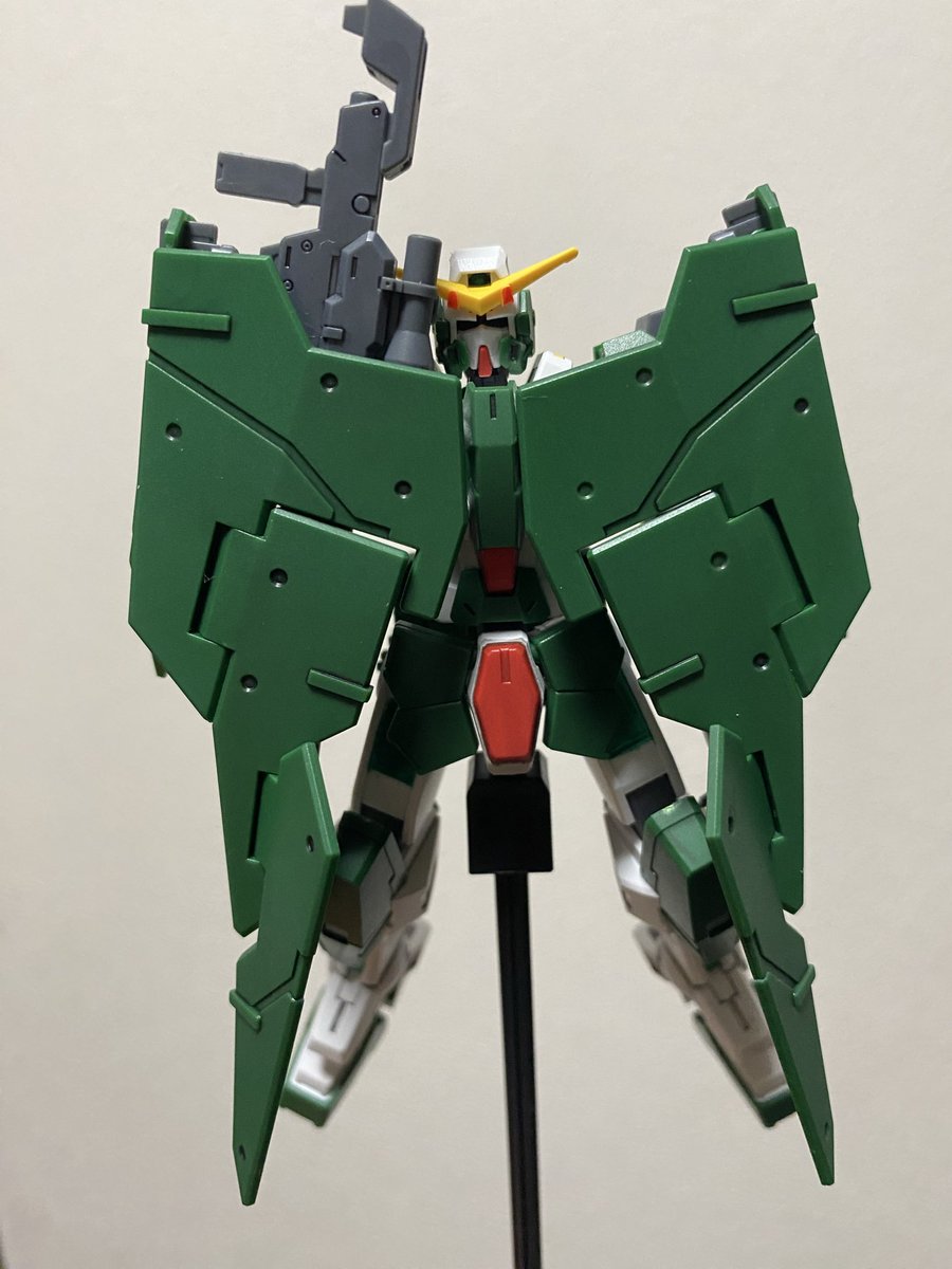 w_ey0's tweet photo. HGガンダムデュナメス、完成
『あれはスローネ、
　　　アリーアル・サーシェスか！』 https://t.co/ZPIEQe7Ix3