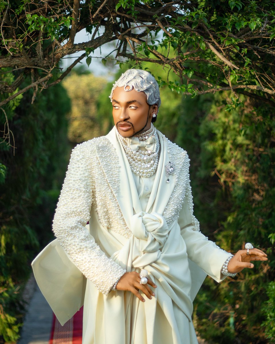 Denrele Edun tweet media