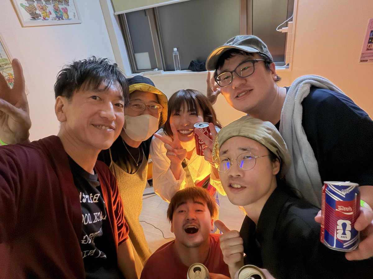 jFLZVp8DlZ5pnIJ's tweet photo. 終わってから
アーチストさんや
みんなで写真を
撮らせていただき
ありがとうございました🙂‍↕️

最高に楽しかったです🥰✨✨✨ https://t.co/hMxC8H4Epi