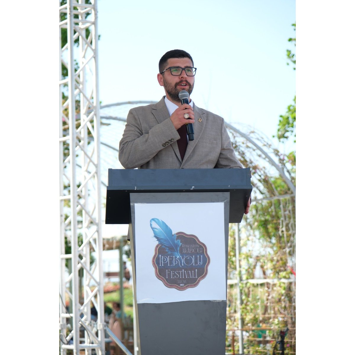 Cihanyalvr's tweet photo. 2. Uluslararası İpek Yolu Festivali kapsamında düzenlenen "İpek Yolu'nun İzinde Yalova: Tarih, Kültür ve Gelecek Perspektifi" isimli panelden. 

#Yalova #İpekyolu #Tarih #Kültür https://t.co/V0LNRLyeQR