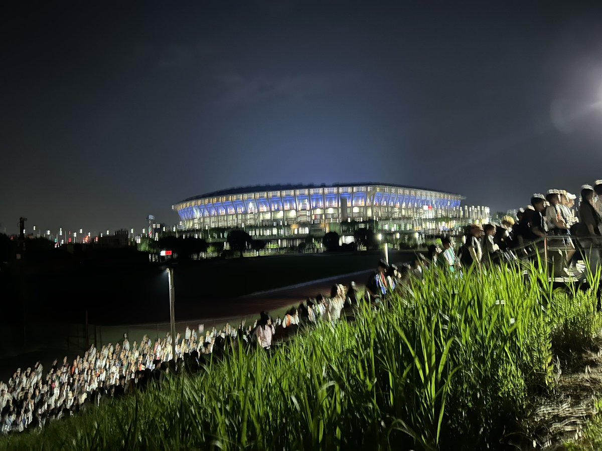 ktrkut's tweet photo. 終わってしまった喪失感がえぐい
次は何を楽しみに頑張ろうか

残り3公演も何事もなく、無事にツアーが終わりますように
#backnumberスタジアムツアー https://t.co/Y0cPCTxrkG