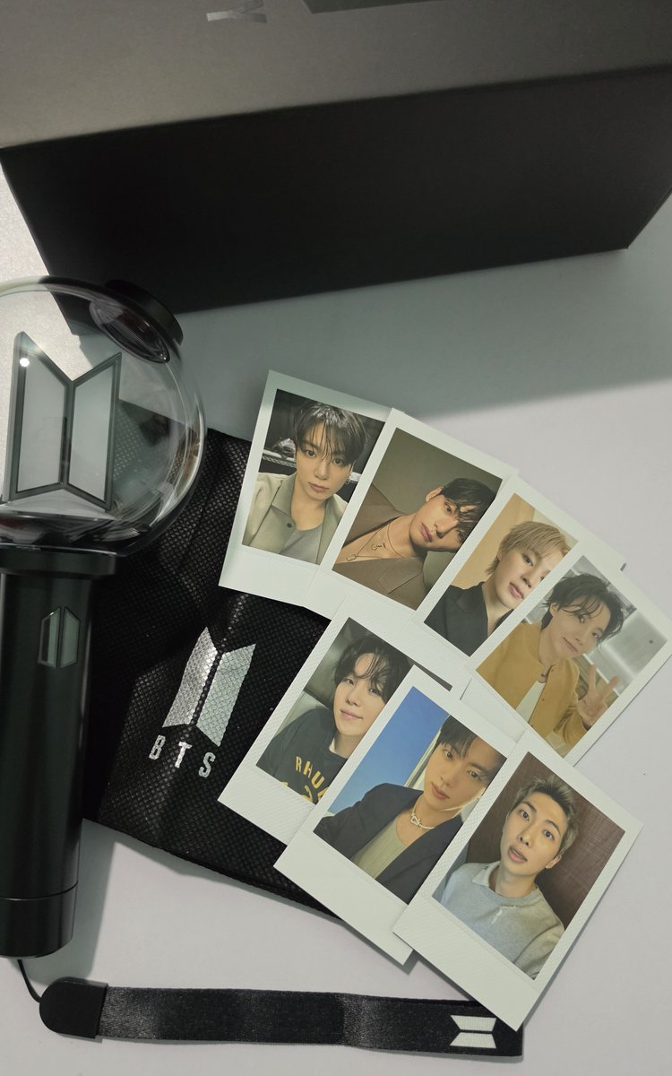 _vanillla_'s tweet photo. finally my amibomb is here🥹🥹🥹thank you @rvkooks
#rvkooksfeedback https://t.co/58EFo73WFW