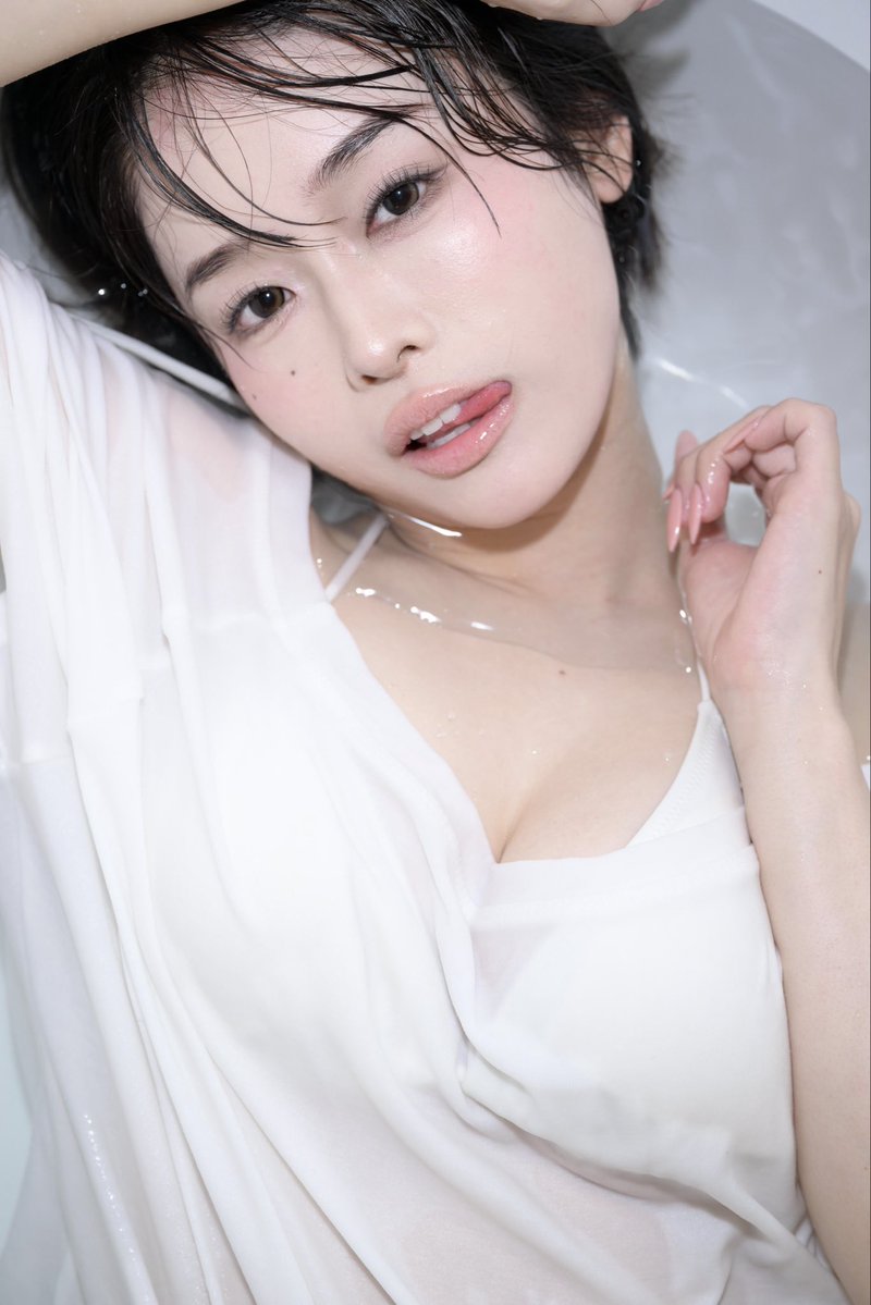 M_I_N_A_M_O_'s tweet photo. ぺろり https://t.co/kfihe35V84