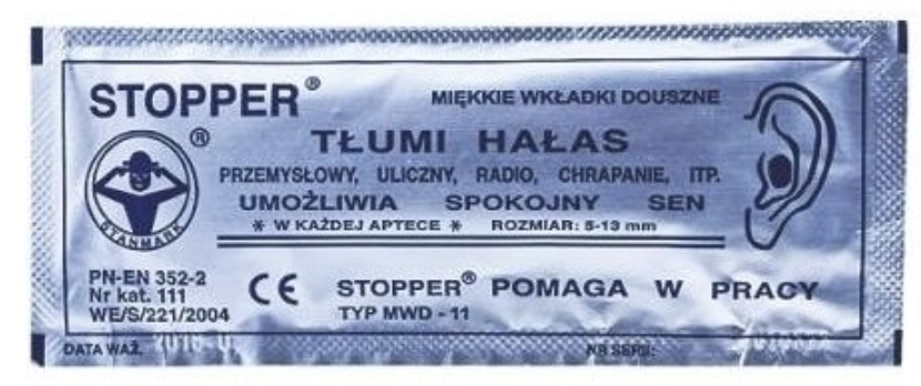 lookaz4's tweet photo. @sylkarp nie ma nic lepszego niż to, plastyczna masa, odrywa się tyle ile potrzeba. biznesmen za ścianą wynajmuje 60m i upycha tam 5-7 osób robiących na zmiany. https://t.co/ymX0tnhvJ1