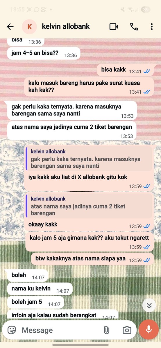 hiathari's tweet photo. @wtnbxruru @starrensf BTW INI KRONOLOGINYA YAA, TEMEN2 HATI HATII SAMA YG NAMANYA KELVIN, ATAU AKUN X @unnu1916 (aku liat dia masih aktif akun X nya tuh) &amp; no wa nya +62 819-0436-5999, kalo bisa beli tiket di akun X begini mending COD AJAA https://t.co/8P9x4TNeIB