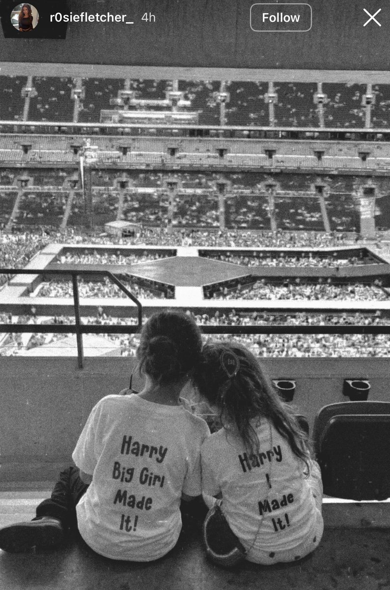 thehsbrasil's tweet photo. Nossa colega de fandom, Poppy, infelizmente faleceu.

Estamos com o coração partido, que ela descanse em paz e leve com ela as memórias lindas que cultivou com o Harry. 😭🖤 https://t.co/O2ZvkTI3Zo