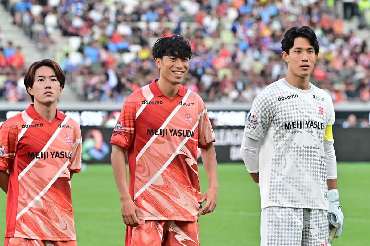 REYSOL_Official's tweet photo. #JリーグDAZNオールスターカップ 🏆

J1-WESTとの3位4位決定戦は2−2で終了し、その後のPK戦で勝利！J1-EASTは3位で終えました👏

皆さん、お疲れ様でした🟡⚫️

大会の見逃し配信は #DAZN で🎦
https://t.co/3c7TZDq5aS

#柏レイソル https://t.co/pPrkK2tml4