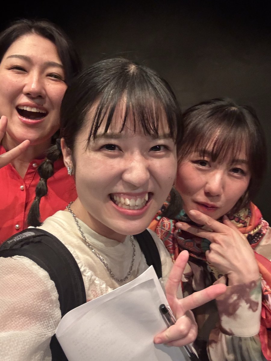 HaruDream_01's tweet photo. 今日は、鉄骨ボレロさんの第18回公演「バイバイサンライズ」を観に行ってきました✌️😁
超ド・コメディーで間とか会話のテンポとかそれぞれのキャラクターとかとっても面白かったぁ🤣
なんか、伏線回収が凄すぎて言葉出なくて圧倒されちゃったぜ！！！

#鉄骨ボレロ
#バイバイサンライズ https://t.co/wsy9hbKJvd
