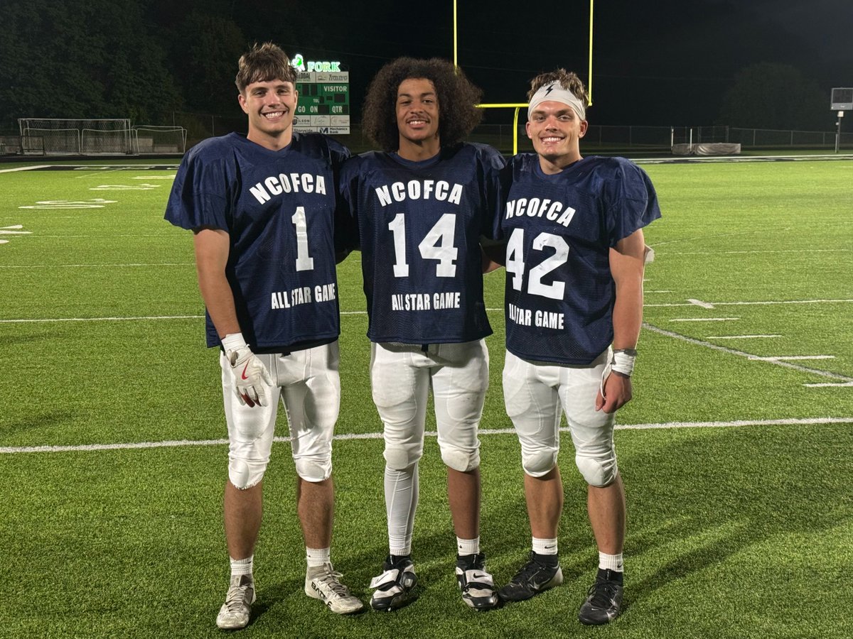 HHSPresidentsFB's tweet photo. 🏈🔴⚫ Proud of Our Presidents! ⚫🔴🏈

Congratulations to Lucas Keller, Landen Keller, and Ray J Scott-Harbolt on representing Marion Harding Football in the NCOFCA All-Star Classic!

#DTR #HonorForever #WinTheDay https://t.co/LjAb6aMUxh